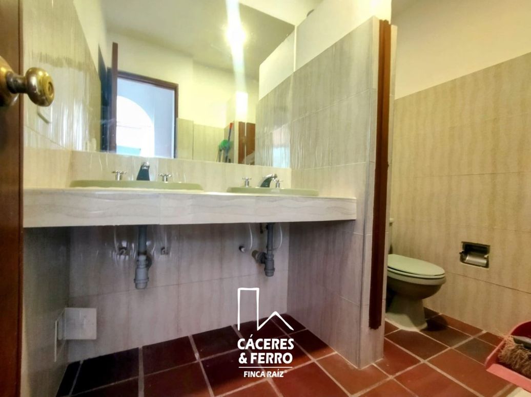 Casa de 8 alcobas en venta en Quinta Camacho, Bogotá, 300 m² · foto 12 de 18