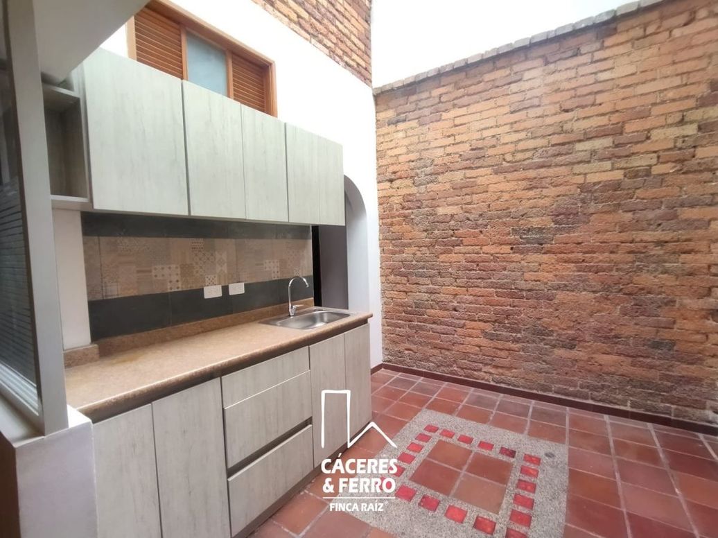 Casa de 8 alcobas en venta en Quinta Camacho, Bogotá, 300 m² · foto 16 de 18