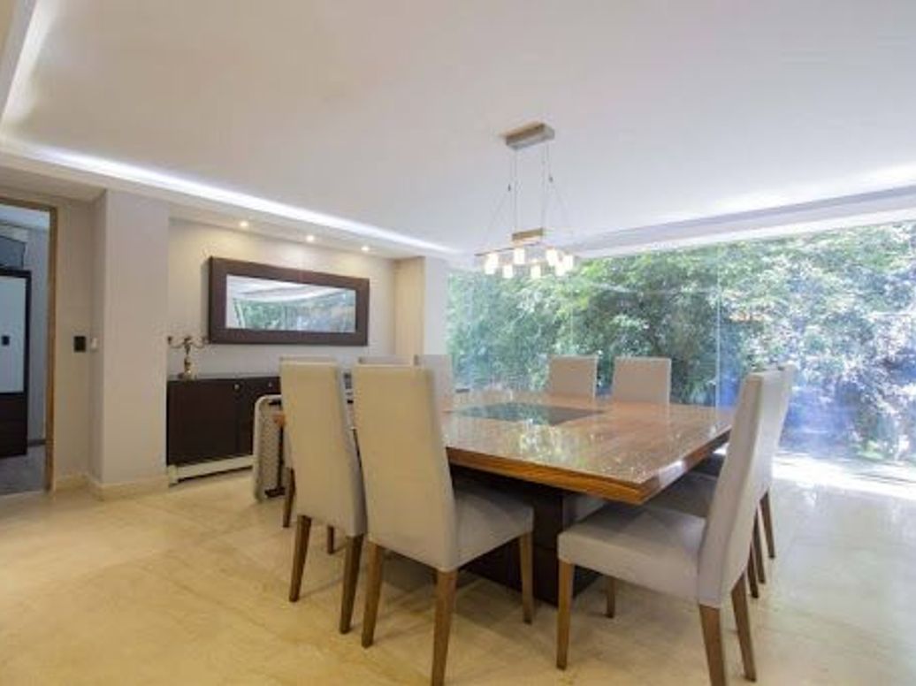 Apartamento de 4 alcobas en venta en Los Rosales, Bogotá, 340 m² · foto 11 de 20