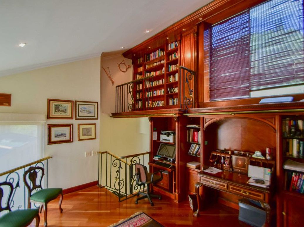 Apartamento de 4 alcobas en venta en Cerros De Santa Barbara, Bogotá, 357 m² · foto 10 de 20