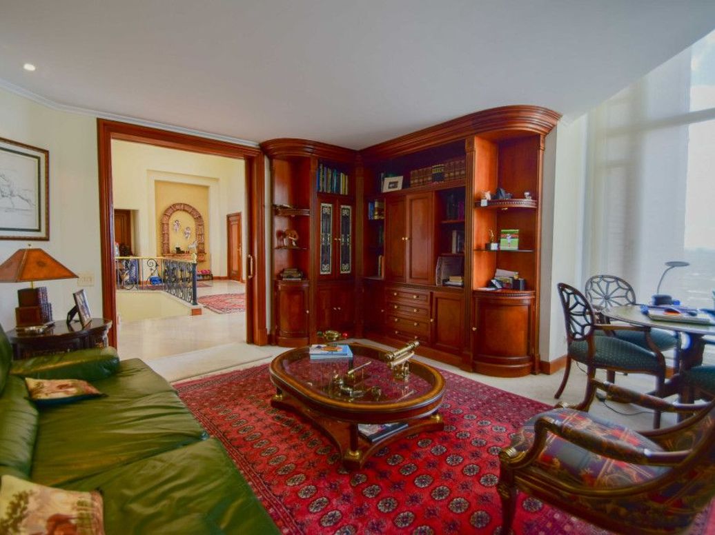 Apartamento de 4 alcobas en venta en Cerros De Santa Barbara, Bogotá, 357 m² · foto 9 de 20