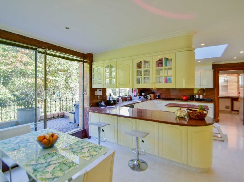 Apartamento de 4 alcobas en venta en Cerros De Santa Barbara, Bogotá, 357 m² · foto 13 de 20