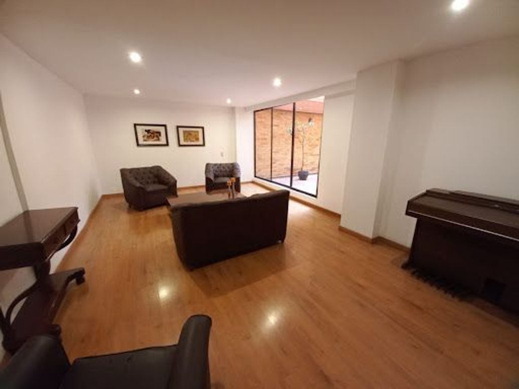 Apartamento de 4 alcobas en venta en Chico Norte Iii, Bogotá, 171 m² · foto 3 de 20