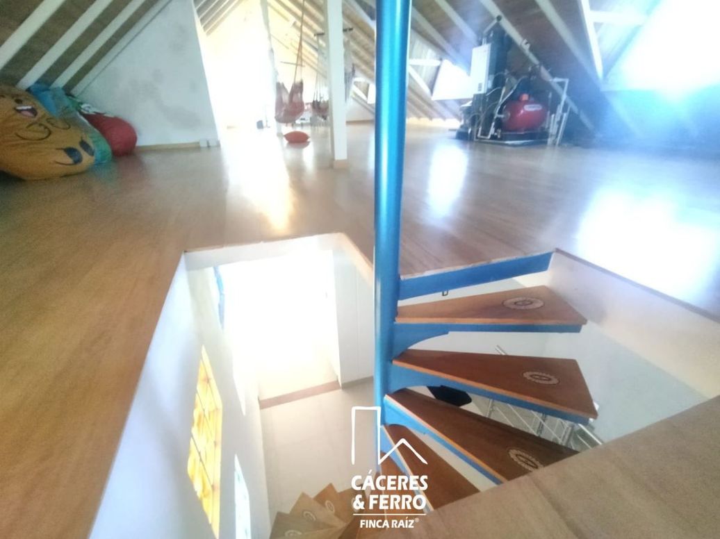 Casa de 5 alcobas en venta en Quirinal, Bogotá, 690 m² · foto 19 de 20