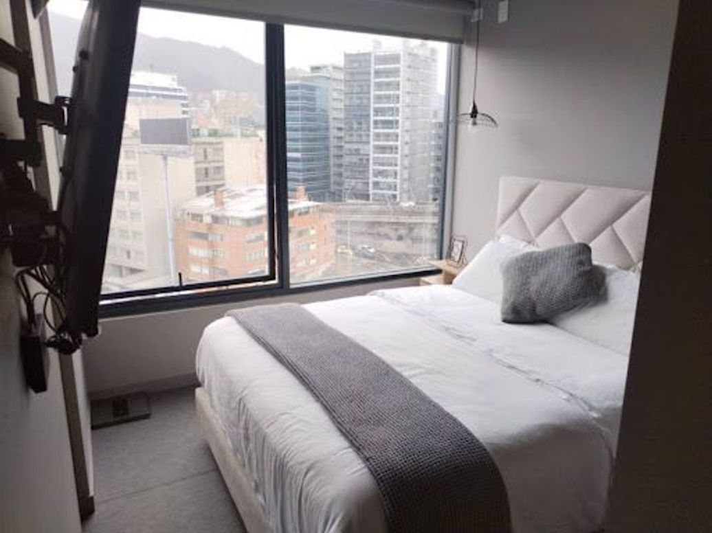 Apartaestudio en venta en Chicó Navarra, Bogotá, 25 m² · foto 2 de 20