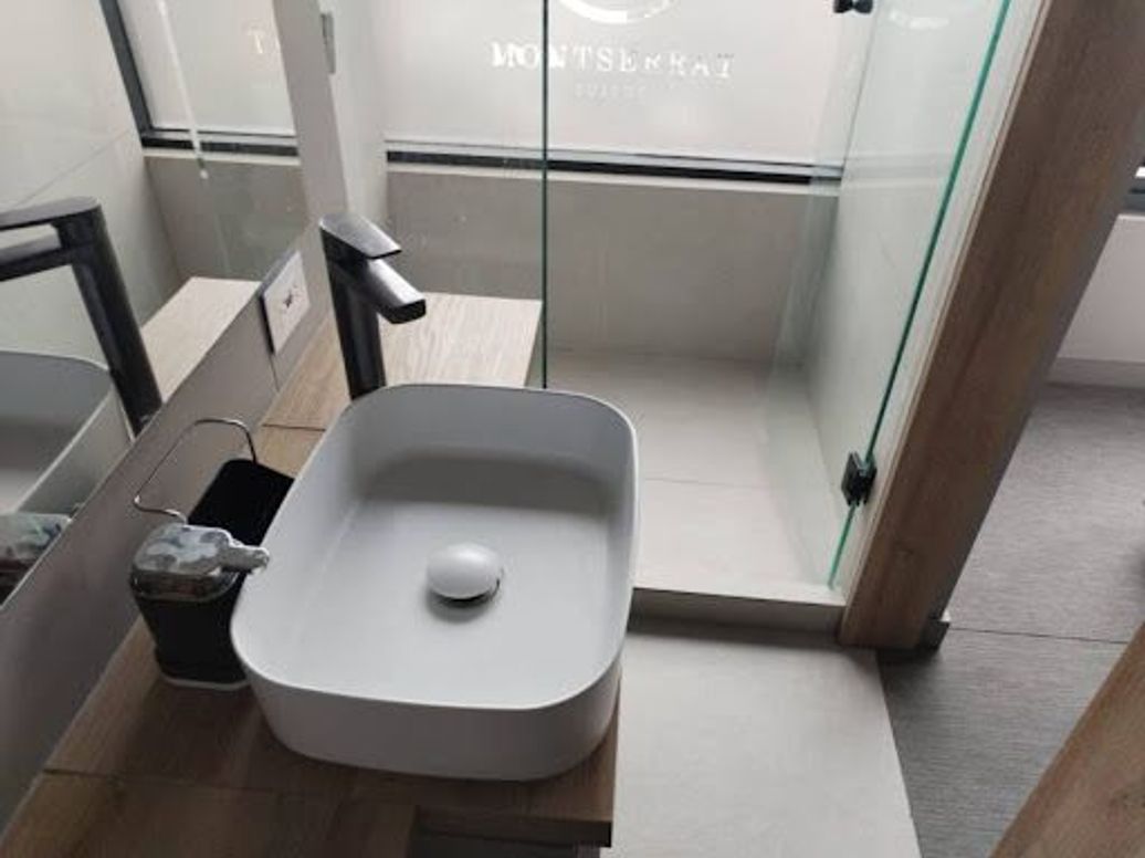 Apartaestudio en venta en Chicó Navarra, Bogotá, 25 m² · foto 14 de 20