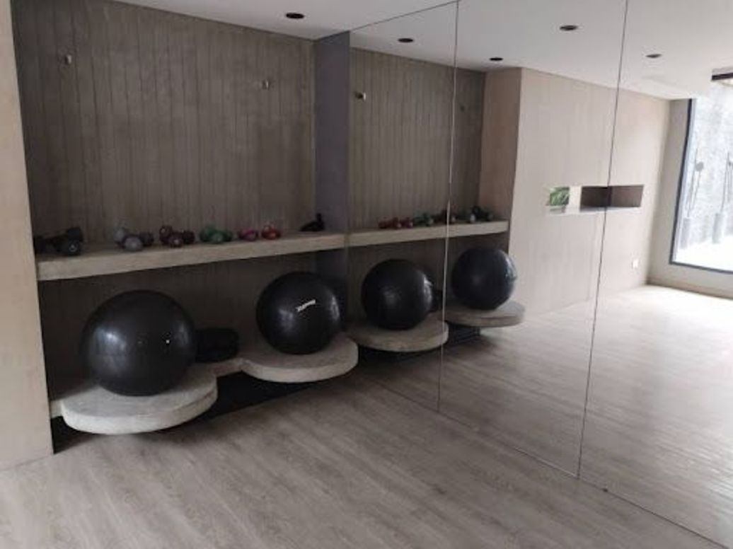Apartaestudio en venta en Chicó Navarra, Bogotá, 25 m² · foto 17 de 20