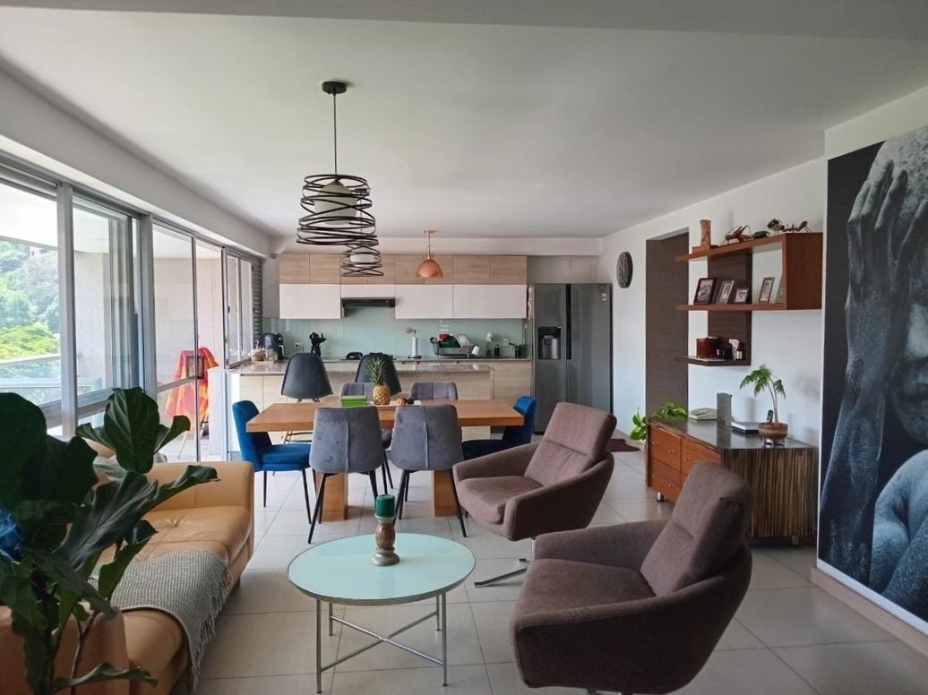 Apartamento en Arriendo en CASTROPOL, El Poblado, Medellín en Loma San Julian