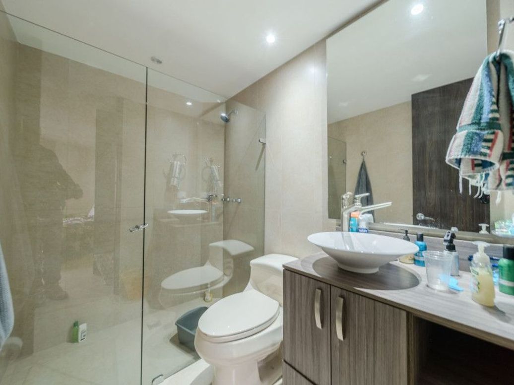 Apartamento de 4 alcobas en venta en Santa Barbara Central, Bogotá, 257 m² · foto 20 de 20