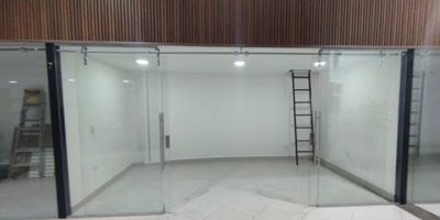 Local en arriendo,  área de 22 metros, altura de 2.40, ubicado en un mall comercial en el centro, en una excelente ubicación. Te animas a conocerlo en Umbral tenemos siempre una opción para ti. 