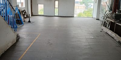 VENDO EDIFICIO SOBRE LA PASOANCHO 
4 pisos + terraza 
658 mts construidos 
177 mts área total lote 
8 de frente x 25 de fondo