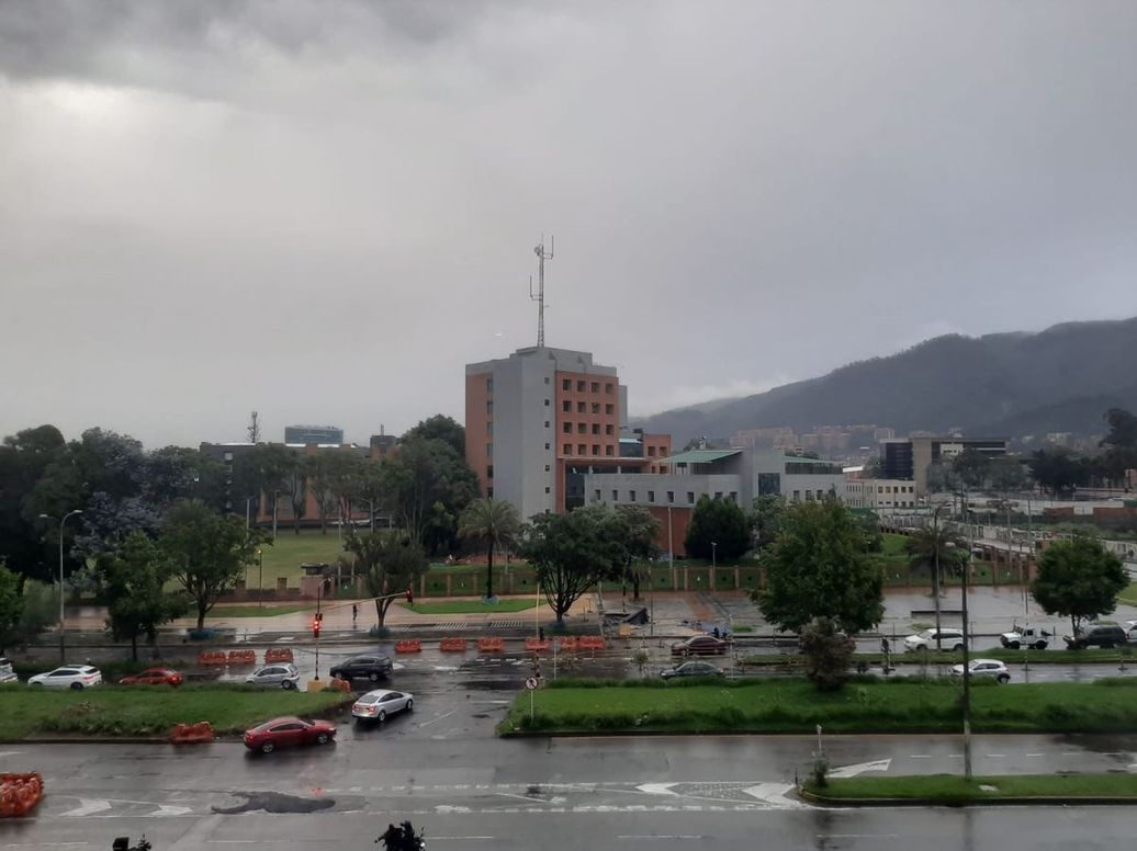 Apartamento de 1 alcoba en venta en Chicó Norte, Bogotá, 47 m² · foto 2 de 10