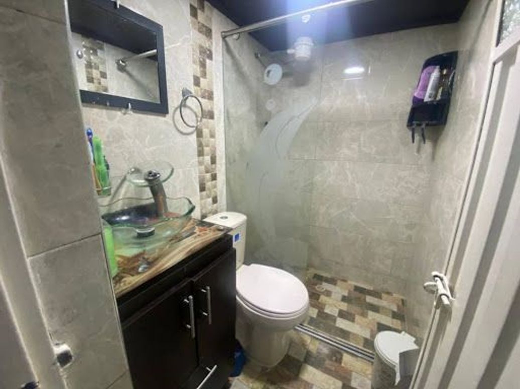 Casa de 7 alcobas en venta en Patio Bonito 1, Bogotá, 210 m² · foto 7 de 20