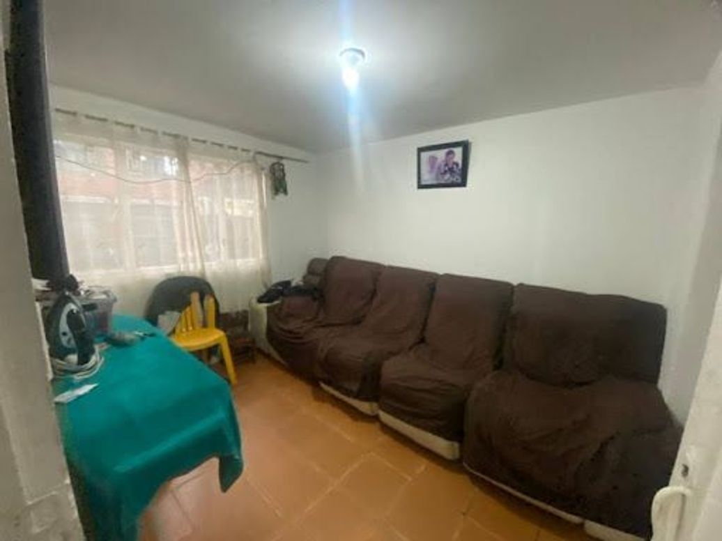 Casa de 7 alcobas en venta en Patio Bonito 1, Bogotá, 210 m² · foto 18 de 20