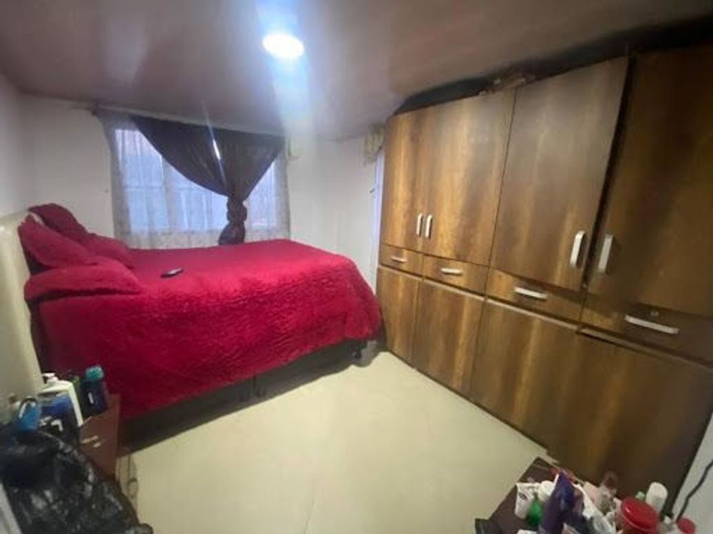 Casa de 7 alcobas en venta en Patio Bonito 1, Bogotá, 210 m² · foto 6 de 20