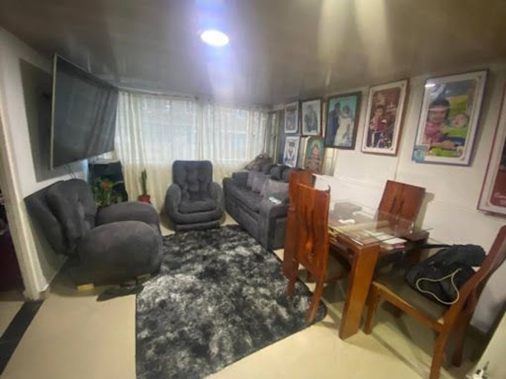 Casa de 7 alcobas en venta en Patio Bonito 1, Bogotá, 210 m² · foto 15 de 20