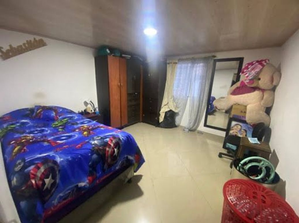 Casa de 7 alcobas en venta en Patio Bonito 1, Bogotá, 210 m² · foto 14 de 20