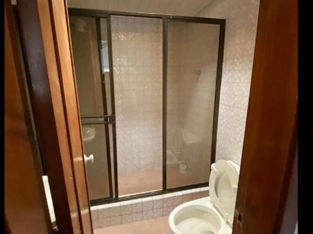 Casa de 5 alcobas en venta en Estrella Del Norte, Bogotá, 242 m² · foto 16 de 20