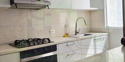 SE ARRIENDA APARTAMENTO ZIPAQUIRÁ
RESERVA DE LA SABANA 

CARACTERÍSTICAS
3 Habitaciones  con closets
2 baños 
Estudio Amplio 
Sala comedor
Cocina  
Zona de lavandería
SEGUNDO PISO

INMOBILIARIA SARMIENTO Y ASOCIADOS AYV