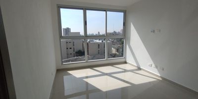 Apartamento en arriendo en La Cumbre, ubicado en unidad cerrada cerca a centros comerciales, supermercados, restaurantes, parques, colegios, rutas de transporte público. Cuenta con 1 habitacion, 1 baño, sala comedor, pisos en porcelanato, estufa, campana y hornos empotrados, cocina integral con mesón en granito, zona de ropas. En conjunto cerrado parques infantiles, vigilancia y porteria 24 horas.
