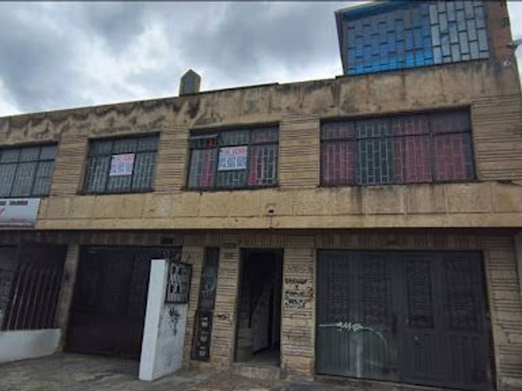 Casa de 5 alcobas en venta en Ciudad Jardín Sur, Bogotá, 403 m² · foto 2 de 20