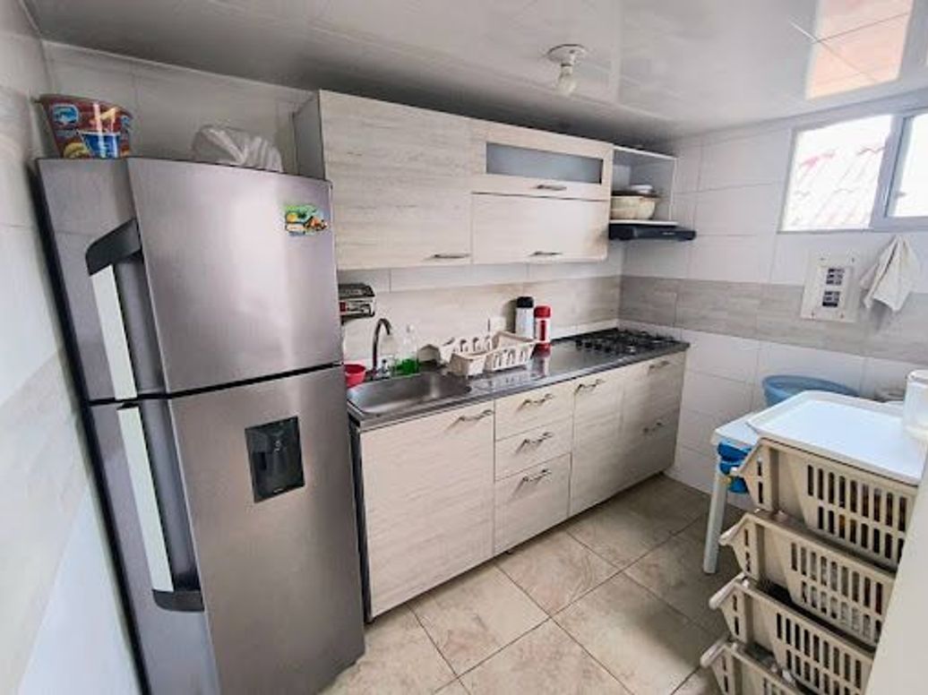 Casa de 5 alcobas en venta en Ciudad Jardín Sur, Bogotá, 403 m² · foto 16 de 20