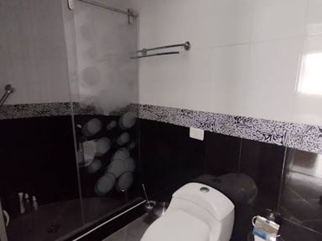 Casa de 3 alcobas en venta en Niza, Bogotá, 270 m² · foto 15 de 20