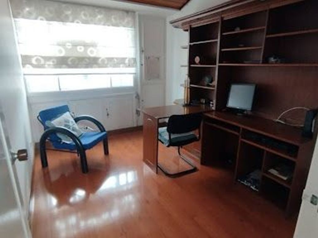 Casa de 3 alcobas en venta en Niza, Bogotá, 270 m² · foto 14 de 20