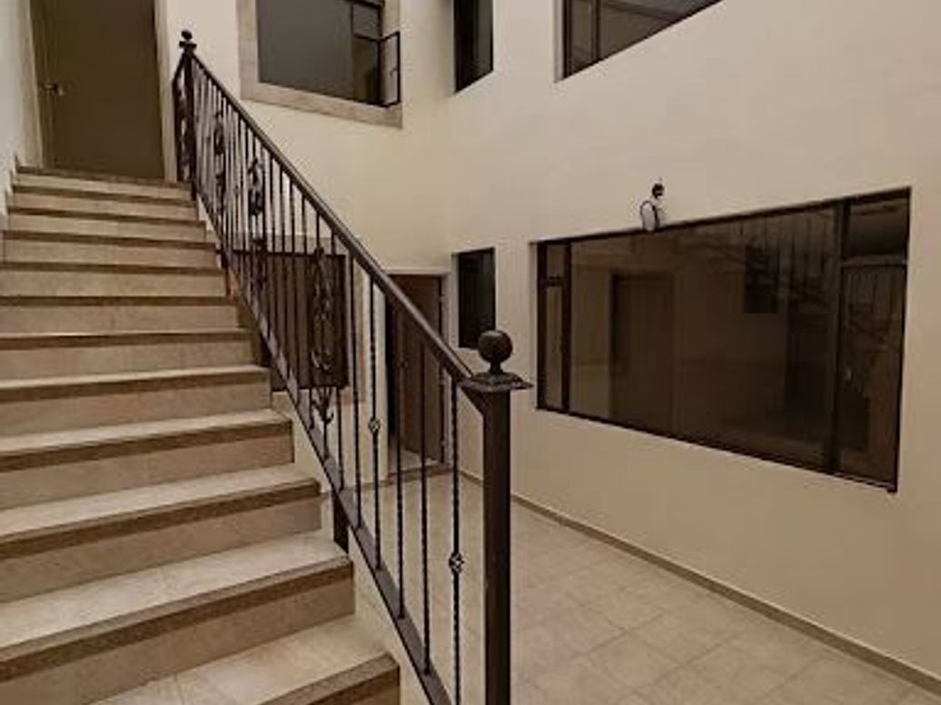 Casa de 10 alcobas en venta en Teusaquillo, Bogotá, 480 m² · foto 13 de 20