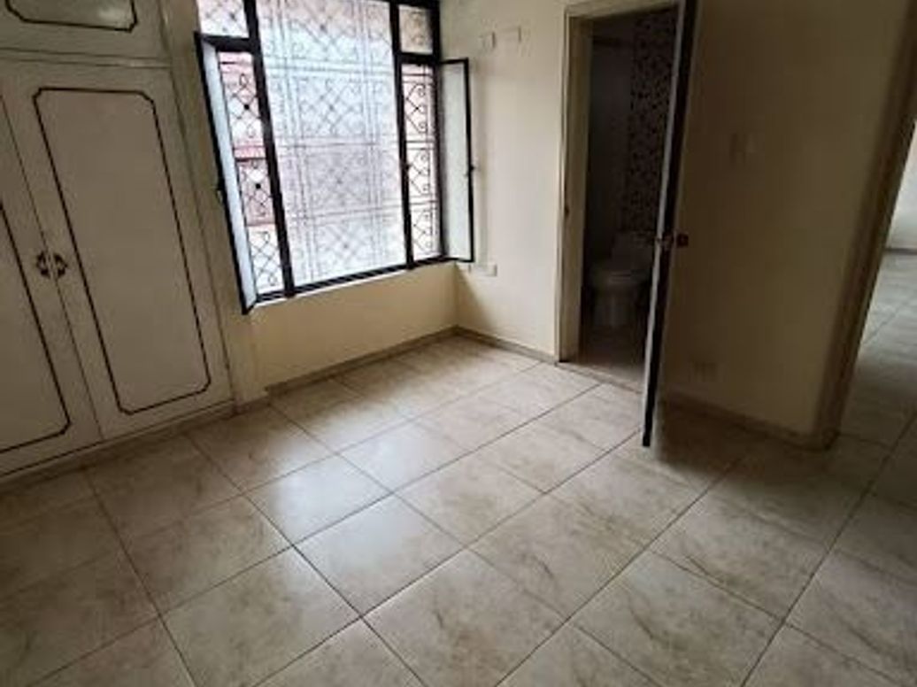 Casa de 10 alcobas en venta en Teusaquillo, Bogotá, 480 m² · foto 7 de 20