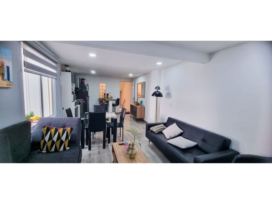 Casa de 6 alcobas en venta en San Fernando Occidental, Bogotá, 365 m² · foto 13 de 14