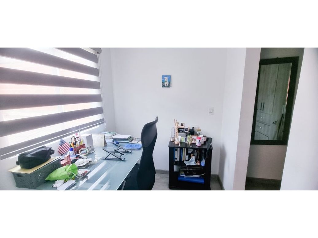 Casa de 6 alcobas en venta en San Fernando Occidental, Bogotá, 365 m² · foto 7 de 14