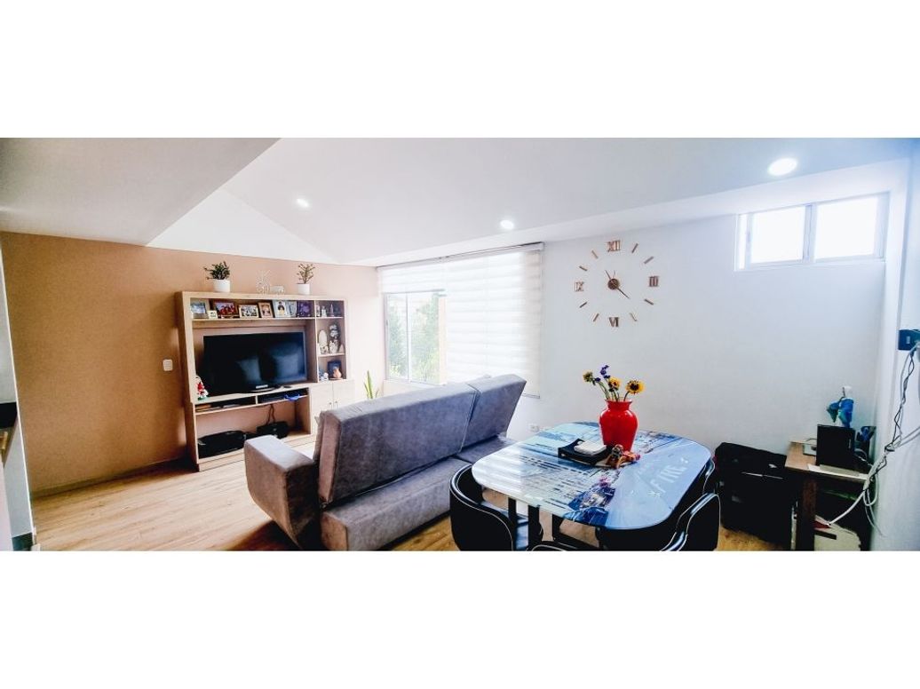 Apartamento de 4 alcobas en venta en Britalia, Bogotá, 92 m² · foto 3 de 19