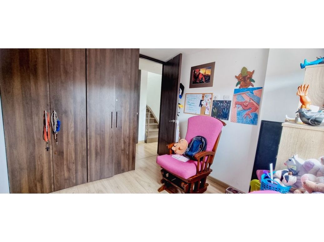 Apartamento de 4 alcobas en venta en Britalia, Bogotá, 92 m² · foto 16 de 19