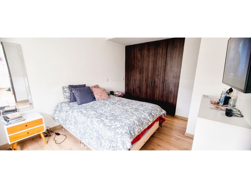 Apartamento de 4 alcobas en venta en Britalia, Bogotá, 92 m² · foto 10 de 19
