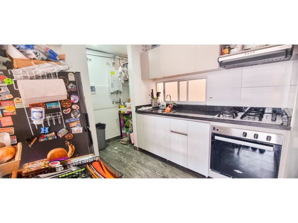Apartamento de 4 alcobas en venta en Britalia, Bogotá, 92 m² · foto 5 de 19