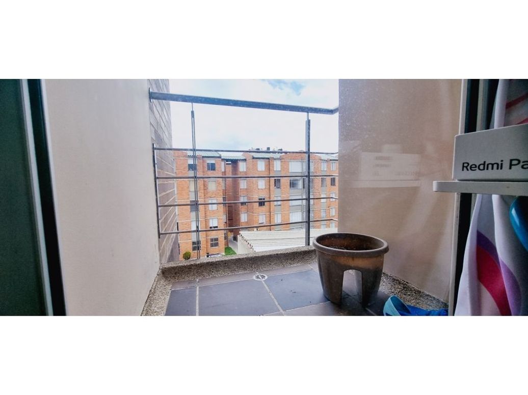 Apartamento de 4 alcobas en venta en Britalia, Bogotá, 92 m² · foto 12 de 19