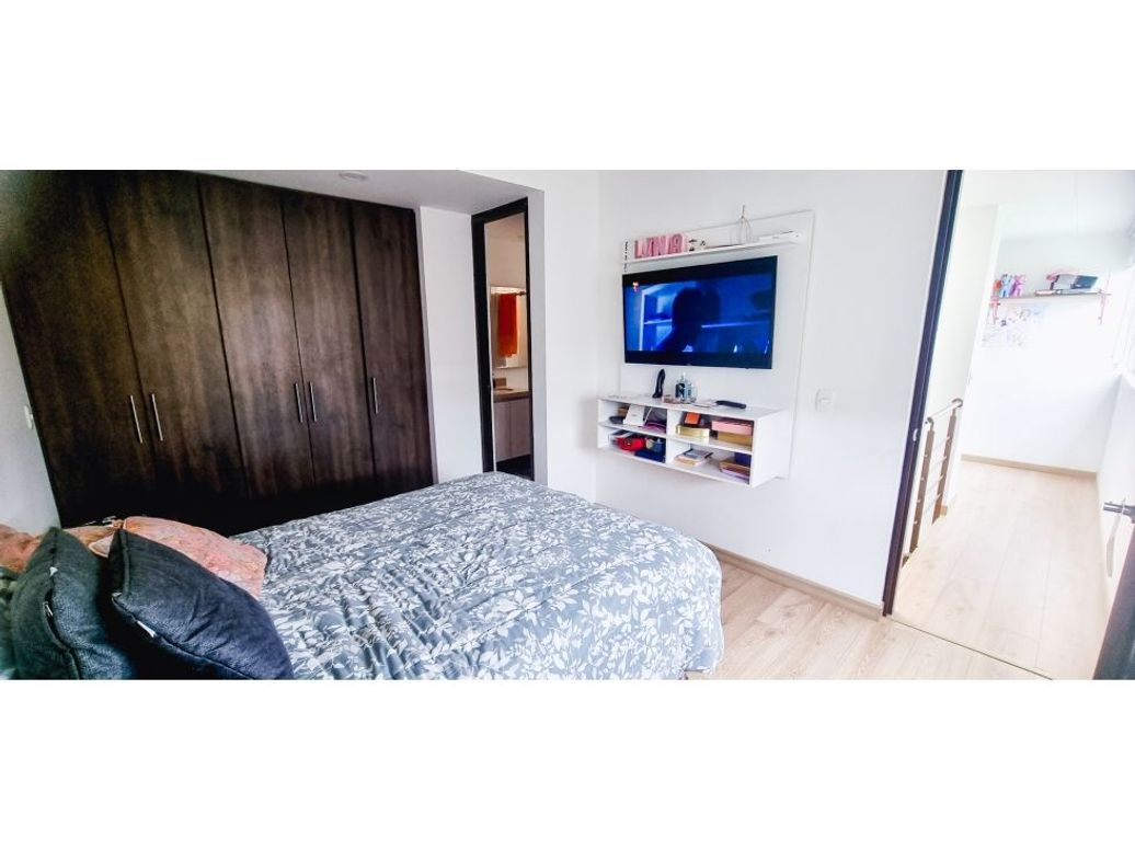Apartamento de 4 alcobas en venta en Britalia, Bogotá, 92 m² · foto 9 de 19