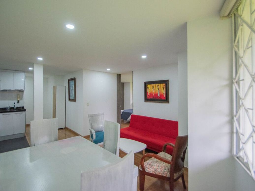 Apartamento de 2 alcobas en venta en Santa Barbara Central, Bogotá, 70 m² · foto 15 de 18