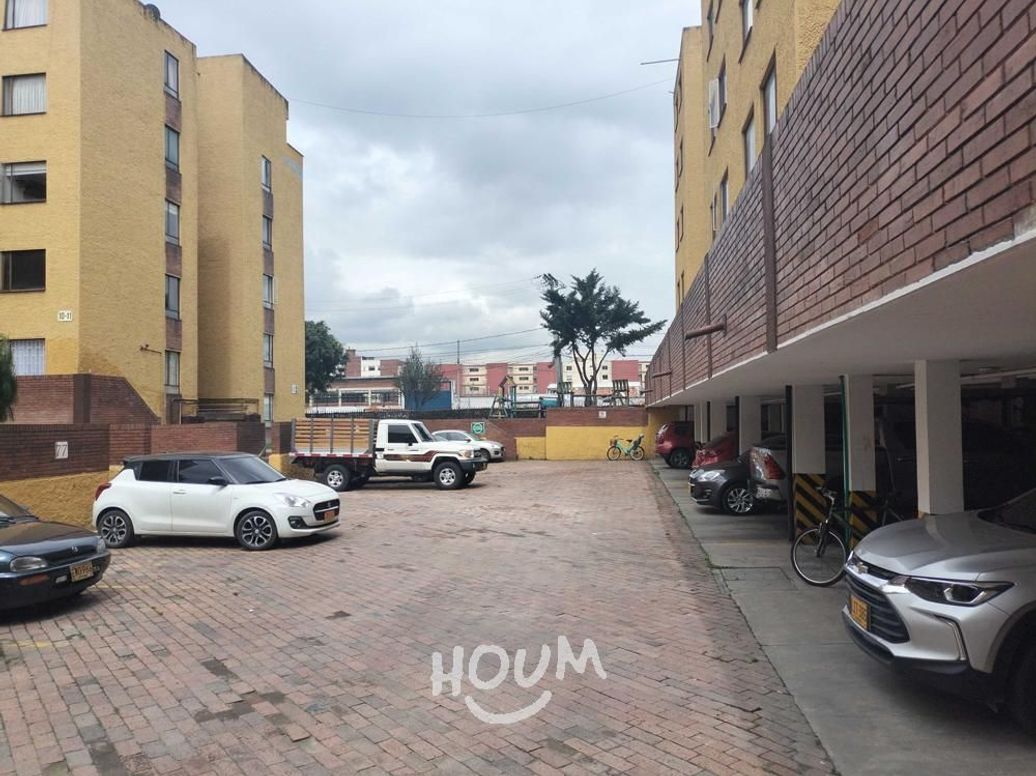 Apartamento de 3 alcobas en venta en Prado Veraniego Sur, Bogotá, 55 m² · foto 4 de 18