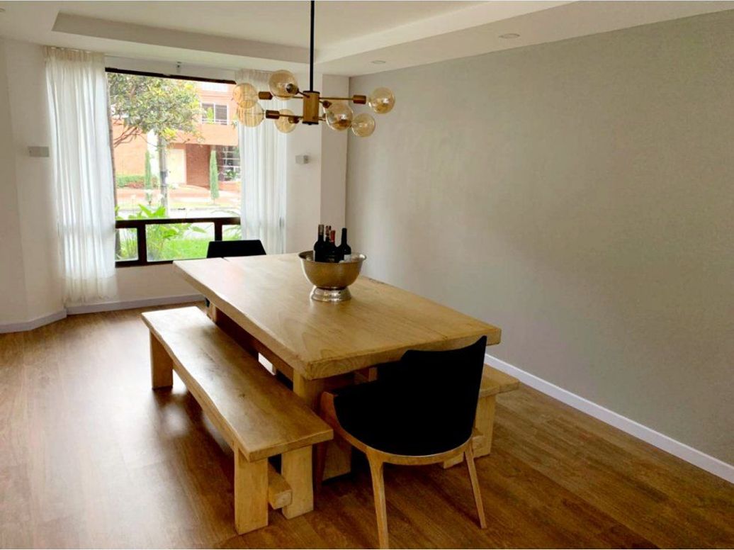 Apartamento de 3 alcobas en venta en Chicó Navarra, Bogotá, 158 m² · foto 3 de 14