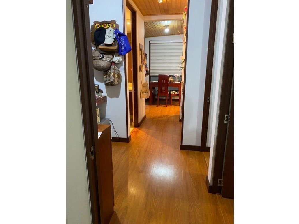 Apartamento de 3 alcobas en venta en El Redil, Bogotá, 62 m² · foto 6 de 15