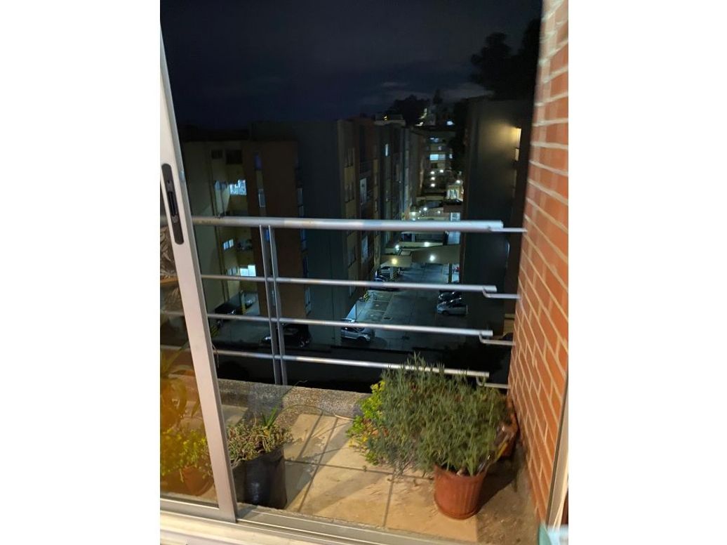 Apartamento de 3 alcobas en venta en El Redil, Bogotá, 62 m² · foto 4 de 15