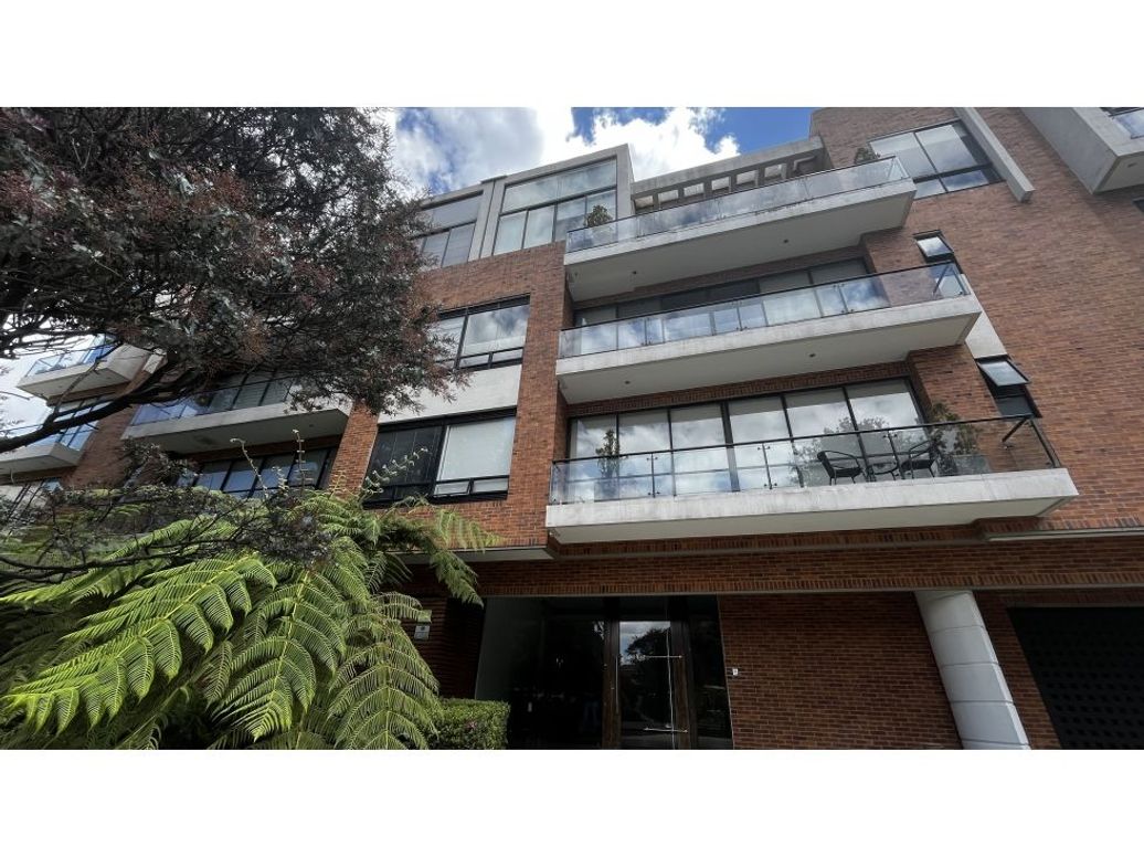 Apartamento de 3 alcobas en venta en La Calleja, Bogotá, 264 m² · foto 2 de 17