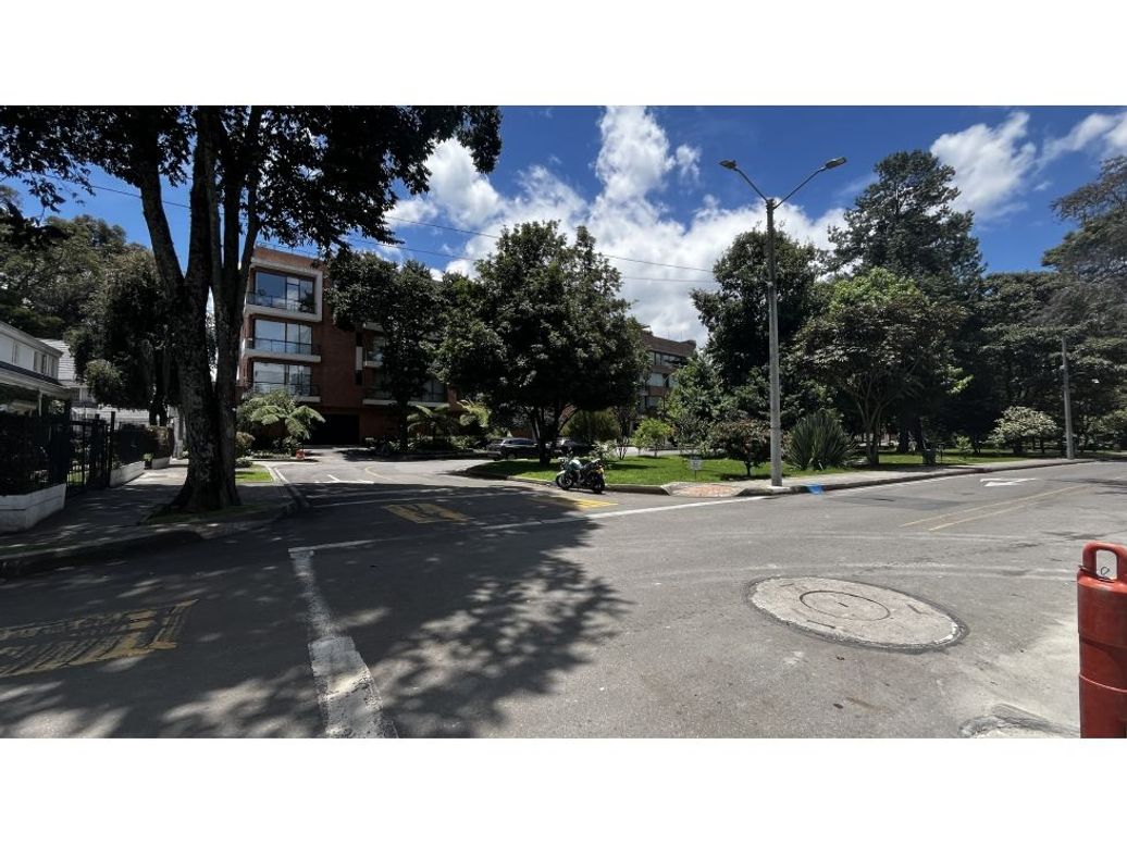 Apartamento de 3 alcobas en venta en La Calleja, Bogotá, 264 m² · foto 7 de 17