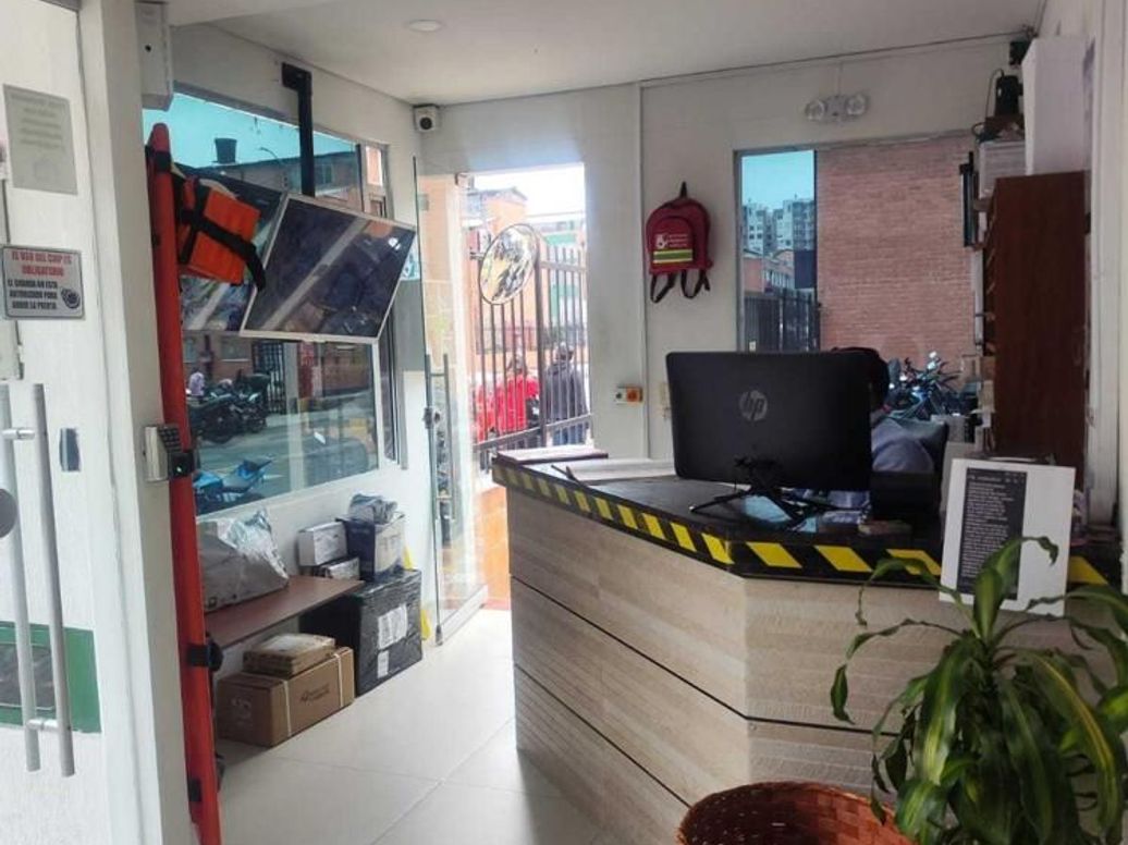 Casa de 3 alcobas en venta en Tibabuyes, Bogotá, 83 m² · foto 2 de 20