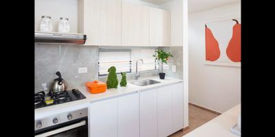 ¡Vive la tranquilidad que mereces en La Calera!

Te presentamos Reverdecer, un exclusivo proyecto ubicado en el municipio de La Calera, diseñado para quienes buscan una vida llena de aire fresco y serenidad.

Características del proyecto:


 21 casas nuevas listas para entrega inmediata.
 Dos tipologías disponibles:
 Opciones de 2 o 3 pisos, ideales para familias de diferentes tamaños.


Conjunto cerrado:


 Seguridad y privacidad en un ambiente natural.
 Espacios pensados para el bienestar y la comodidad.


Reverdecer combina diseño moderno con una ubicación privilegiada, donde la naturaleza y el confort se unen.

? Contáctame ahora para conocer más y agendar una visita. ¡Tu nueva vida te espera en La Calera!
