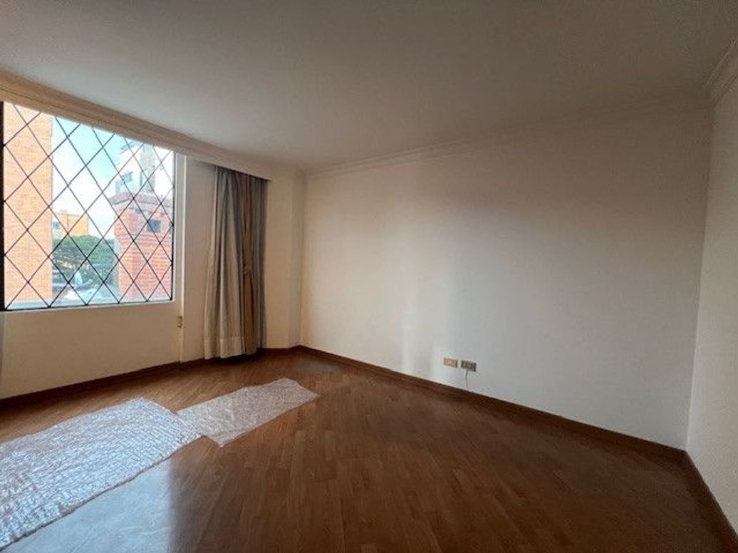 Apartamento de 3 alcobas en venta en Santa Bibiana, Bogotá, 223 m² · foto 17 de 20