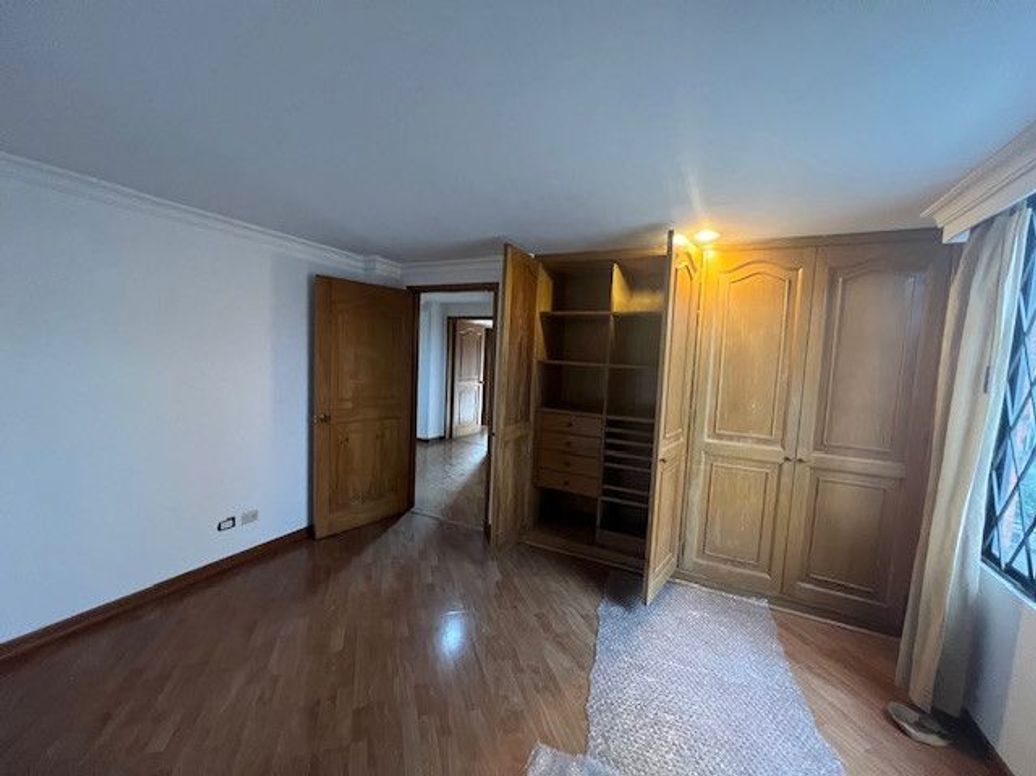 Apartamento de 3 alcobas en venta en Santa Bibiana, Bogotá, 223 m² · foto 18 de 20