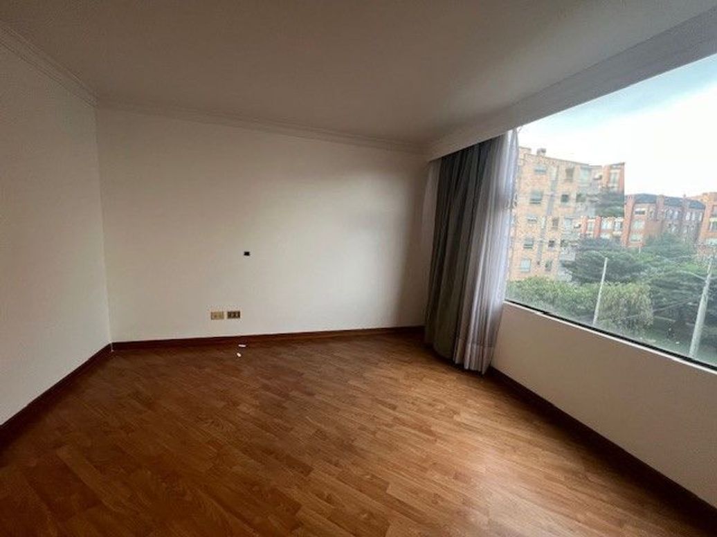 Apartamento de 3 alcobas en venta en Santa Bibiana, Bogotá, 223 m² · foto 19 de 20